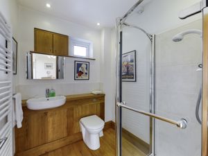 First floor shower room- click for photo gallery